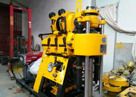 Mesin Pengeboran Lubang Bor Seluler Kuning / Rig Bor Dipasang Perayap Untuk Sumur Air